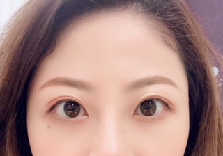 眉人は美人